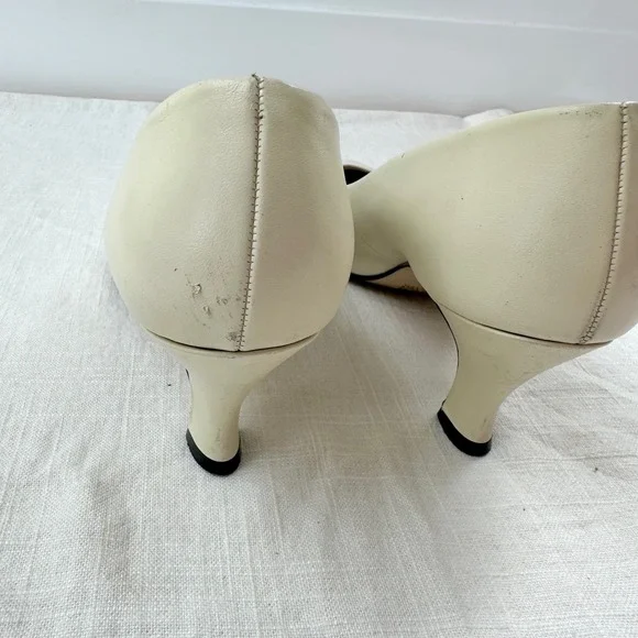 Nine West Vintage Ivory Leather Pointed Toe Heel Pumps Classic Shoes 90s - Picture 7 of 12